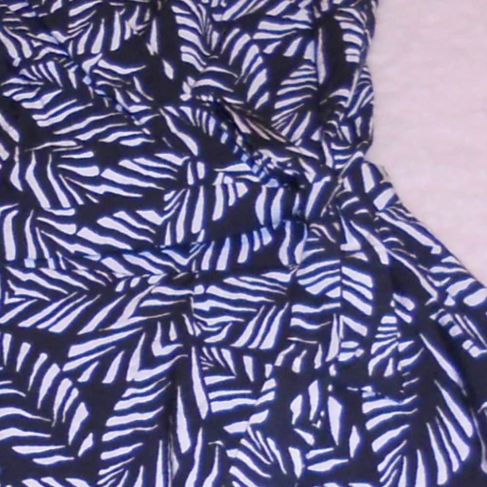 Loft 2p Black/White Leaf Pattern Crossover Sleeve… - image 6